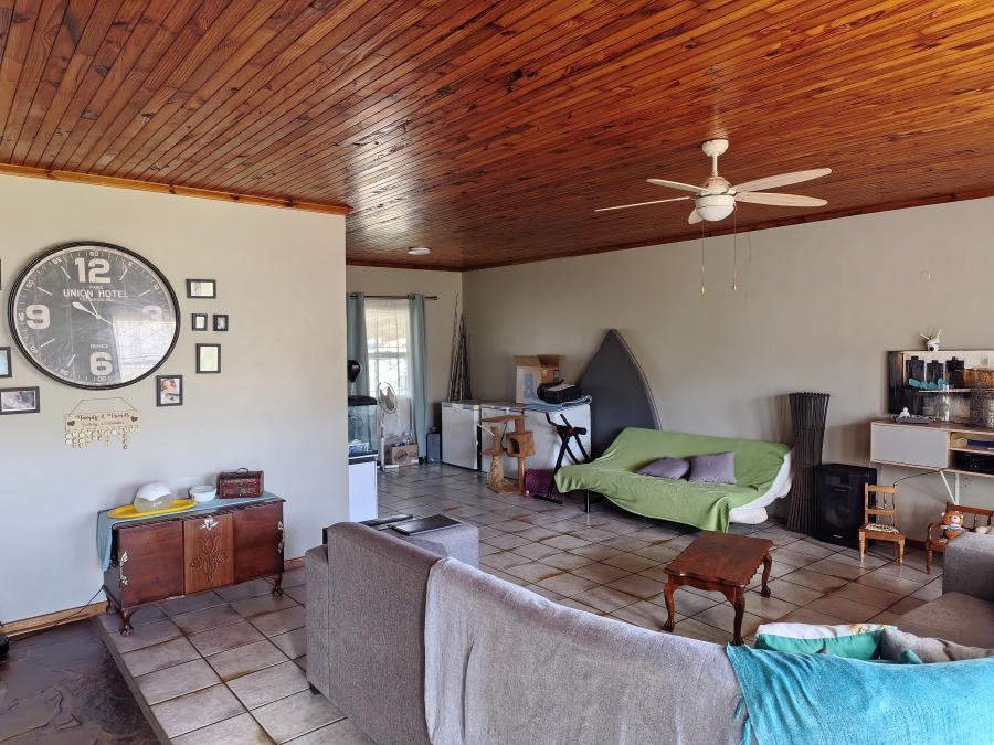 5 Bedroom Property for Sale in Van Riebeeck Hoogte Eastern Cape